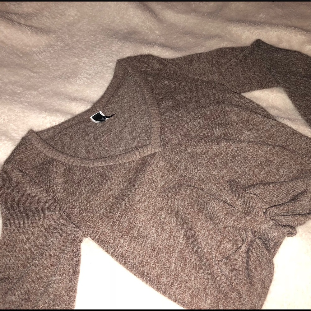Never Worn Windsor Crop Sweater